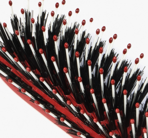Hair brushes with tips and bristles
